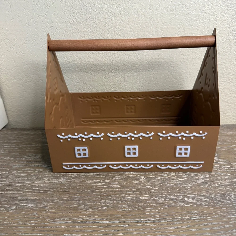 Target Bullseye Playground Christmas Gingerbread House Metal Caddy Basket